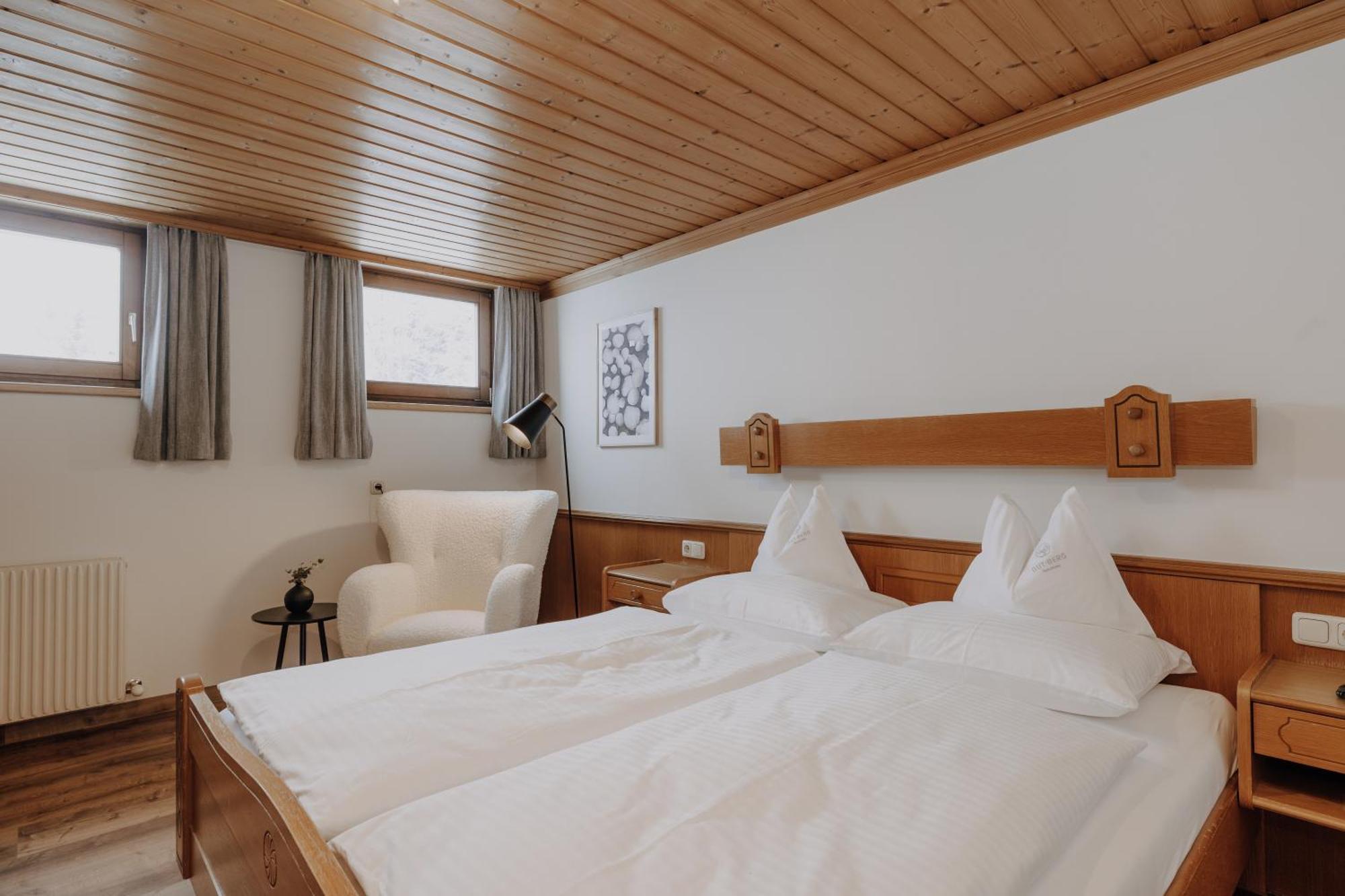 Gut Berg Naturhotel Sankt Johann im Pongau Habitación foto