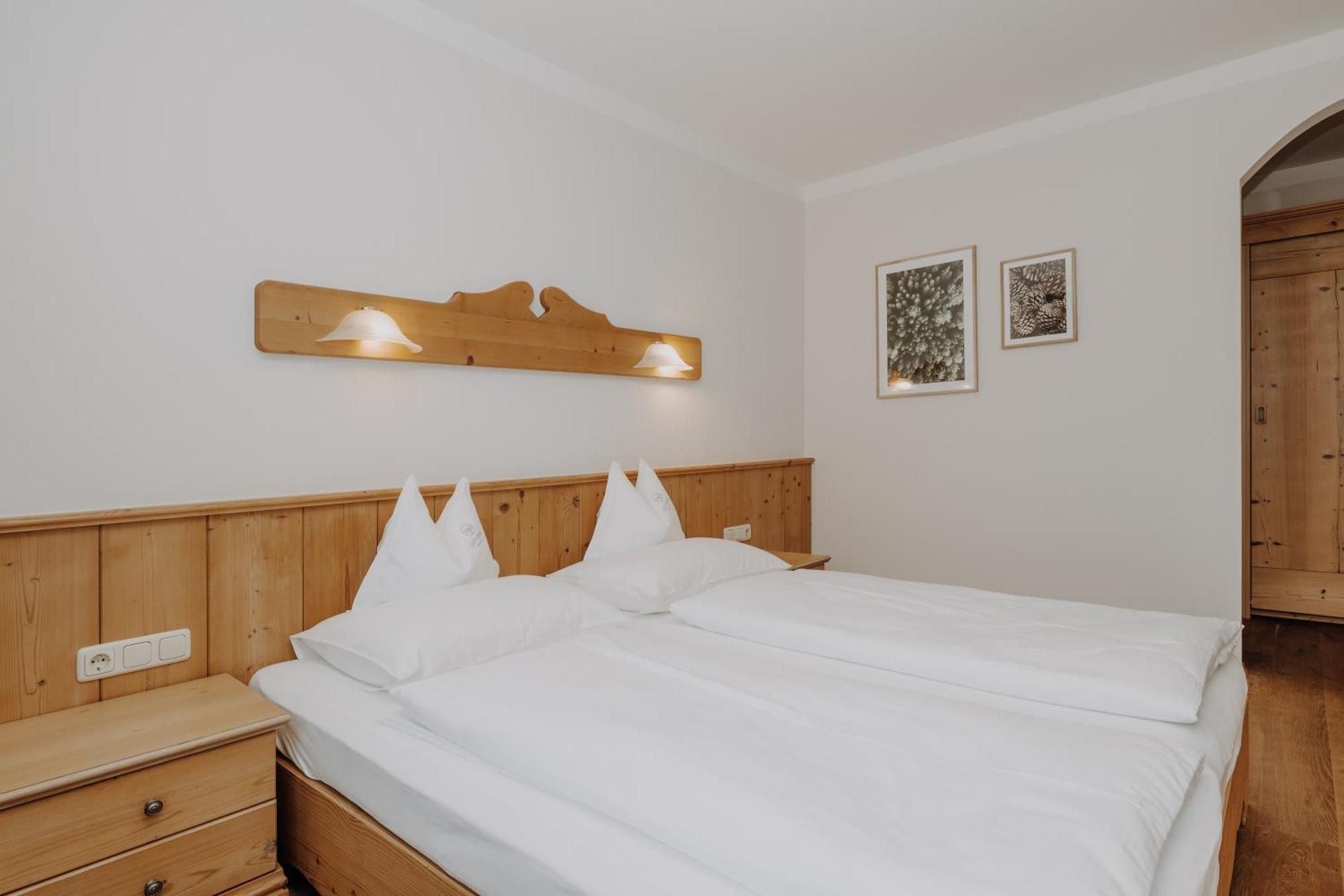 Gut Berg Naturhotel Sankt Johann im Pongau Habitación foto